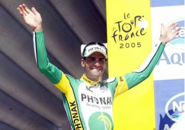 Souvenir Oscar Pereiro.jpg