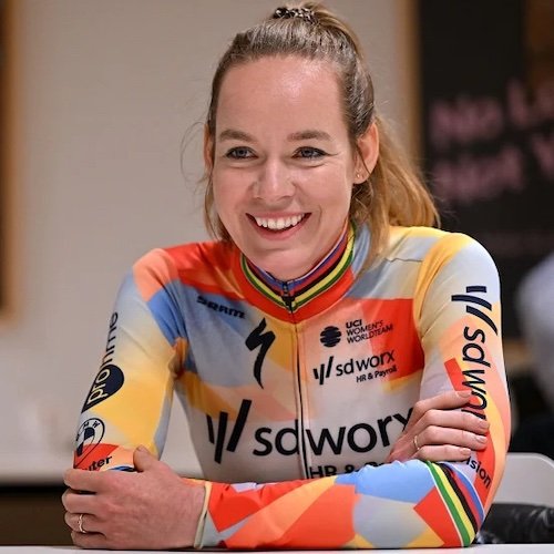 Anna van der Breggen.jpg