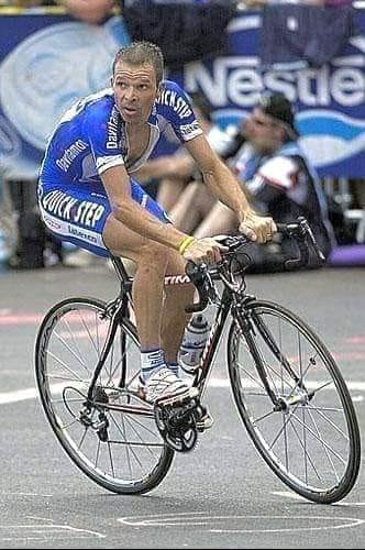 Souvenir Laurent Dufaux.jpg