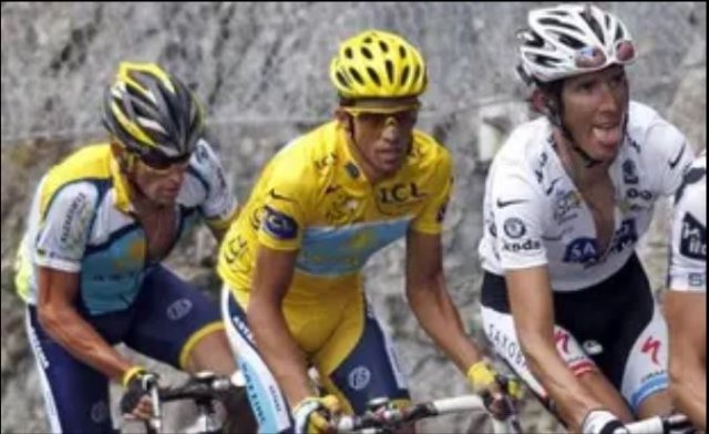 souvenirs du tour B8 Alberto Cont..autres.JPG