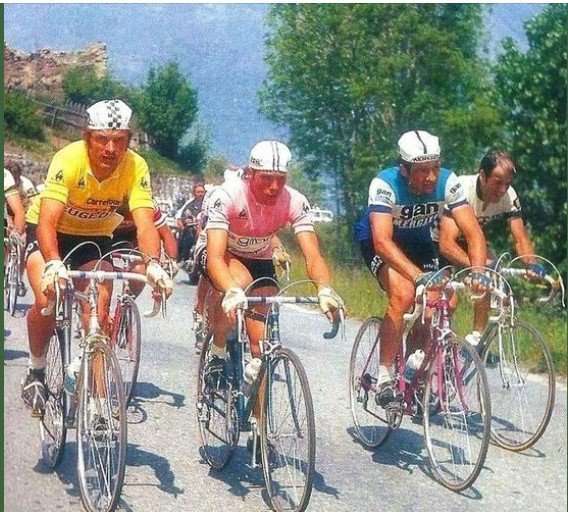 Souvenir Tour 1975 The Vim.jpg