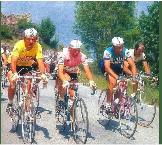 Souvenir Tour 1975  Avec les successeurs de Merckx .jpg