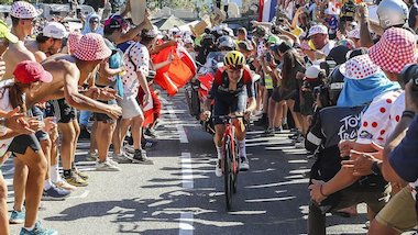 Tom Pidcock gagne à l'Alpe d'Huez 380.Jpeg