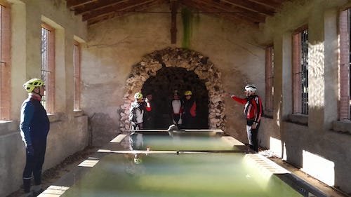 05-1 la source et son miroir d'eau.jpg