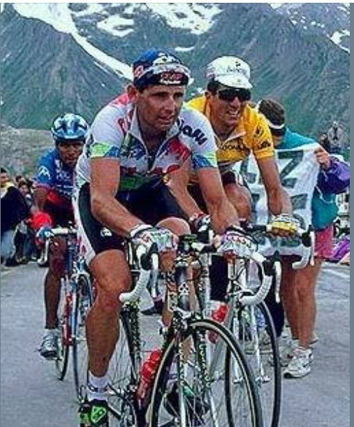 Souvenir Tour 1993....Alvaro Meijia, Tony et Miguel.jpg