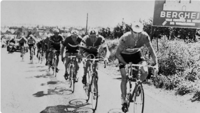 Souvenir Tour 1971 Du sang et des larmes.jpg