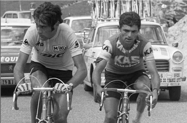 Souvenir Tour 1973 celui où 2 espagnols.jpg