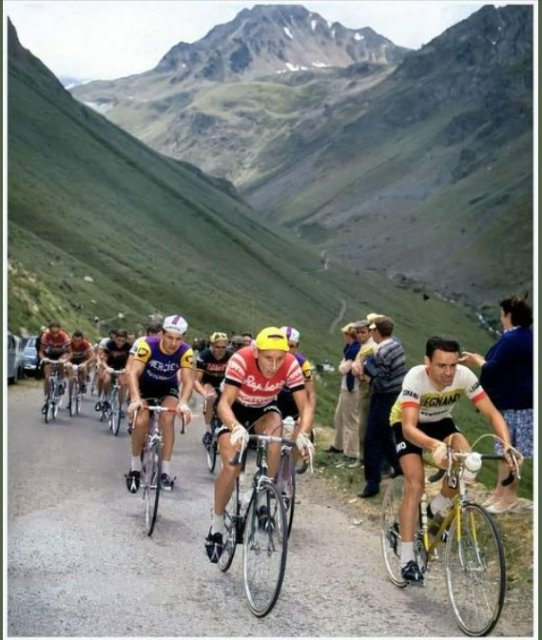 Souvenir Tour 1962 pouli-anque.jpg