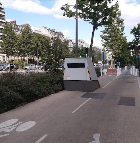 Radar mobile à Neuilly 92.jpg