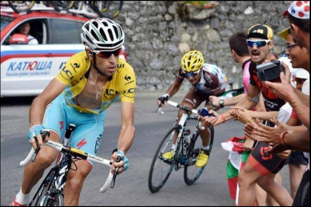 Souvenir Tour 2014Le duo Nibali, JC Perault.jpg