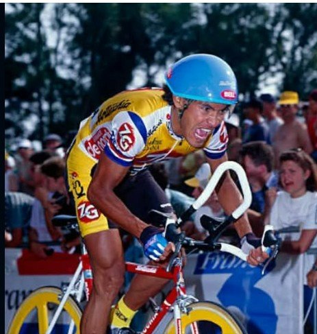 Souvenir Leonardo Sierra.jpg