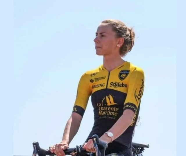 Souvenir Noemie Abgrall.jpg