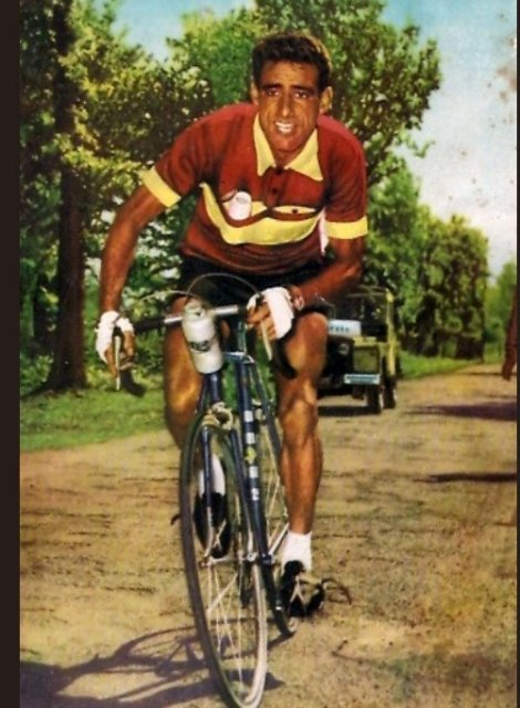 Souvenir Jesus Lorono.jpg