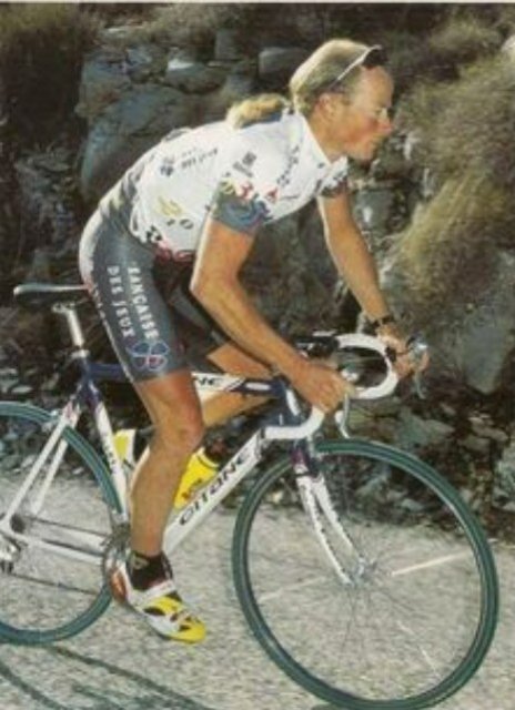 Souvenir Christopher Horner.jpg